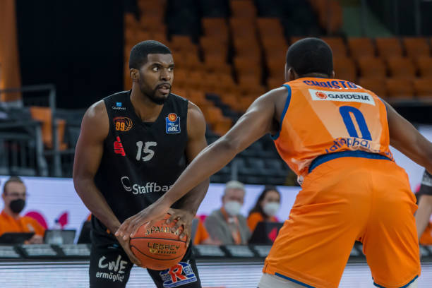 战术的双重 战术的双重