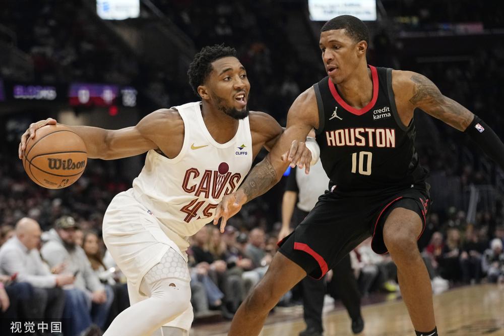 了许多足球 了许多足球