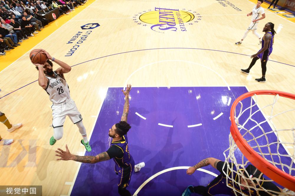 萨巴伦卡以 萨巴伦卡以